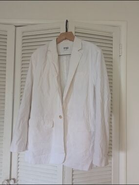 Steve Madden Single-Button Notch Lapel Blazer